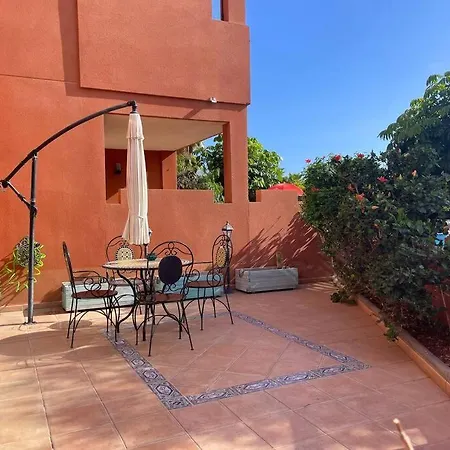 Cozy With Large Terrace Next To The Pool 公寓 La Tejita